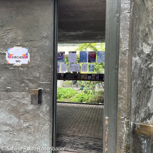 Eingang zur Kirchen WG