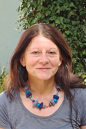 Kinderhaus-Leitung: Renate Firmansyah